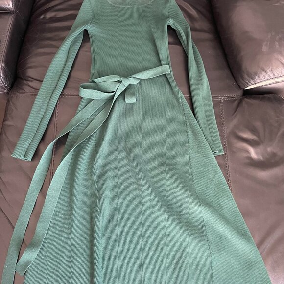 Petal and pup size Imarta US size 2 - Picture 2 of 3